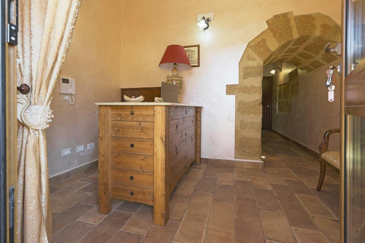 B&B Il Casale Di Federico อากริเจนโต ภายนอก รูปภาพ