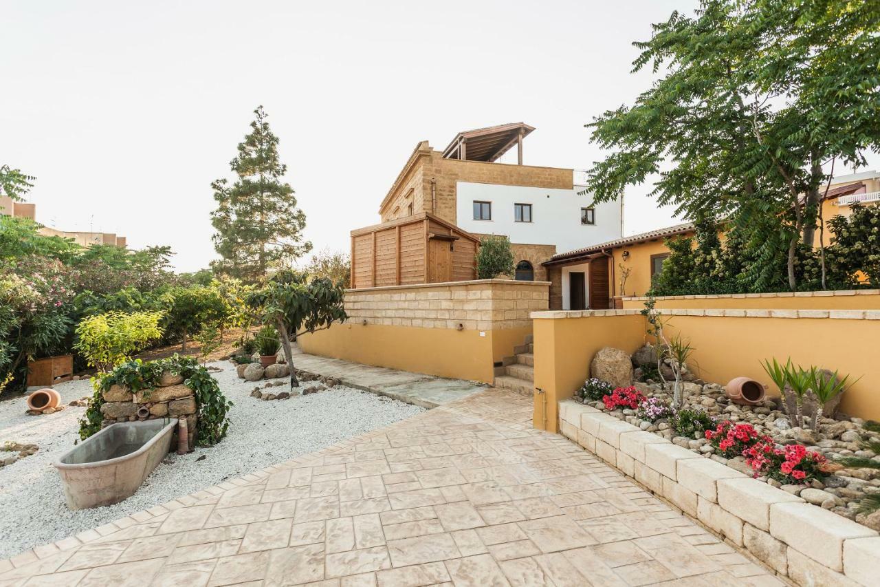 B&B Il Casale Di Federico อากริเจนโต ภายนอก รูปภาพ
